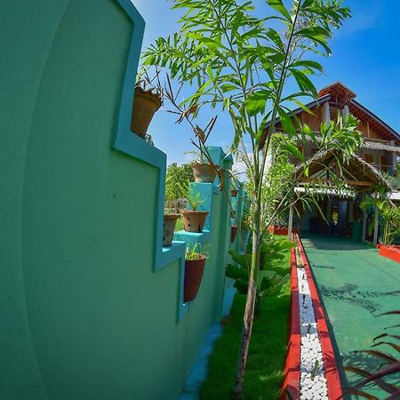 Neem Garden Guest House Баттікалоа Екстер'єр фото
