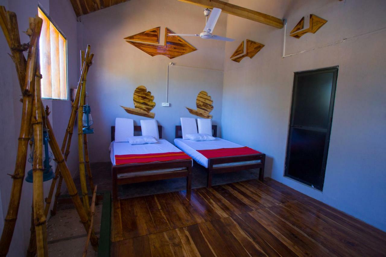 Neem Garden Guest House Баттікалоа Номер фото
