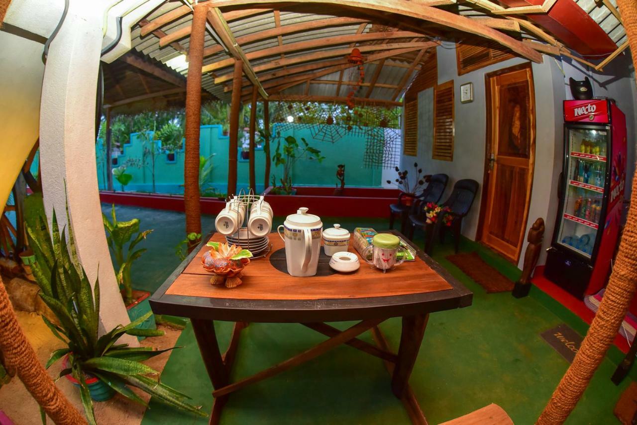 Neem Garden Guest House Баттікалоа Екстер'єр фото
