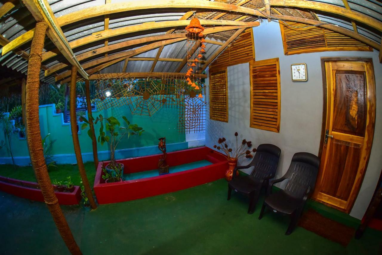 Neem Garden Guest House Баттікалоа Екстер'єр фото